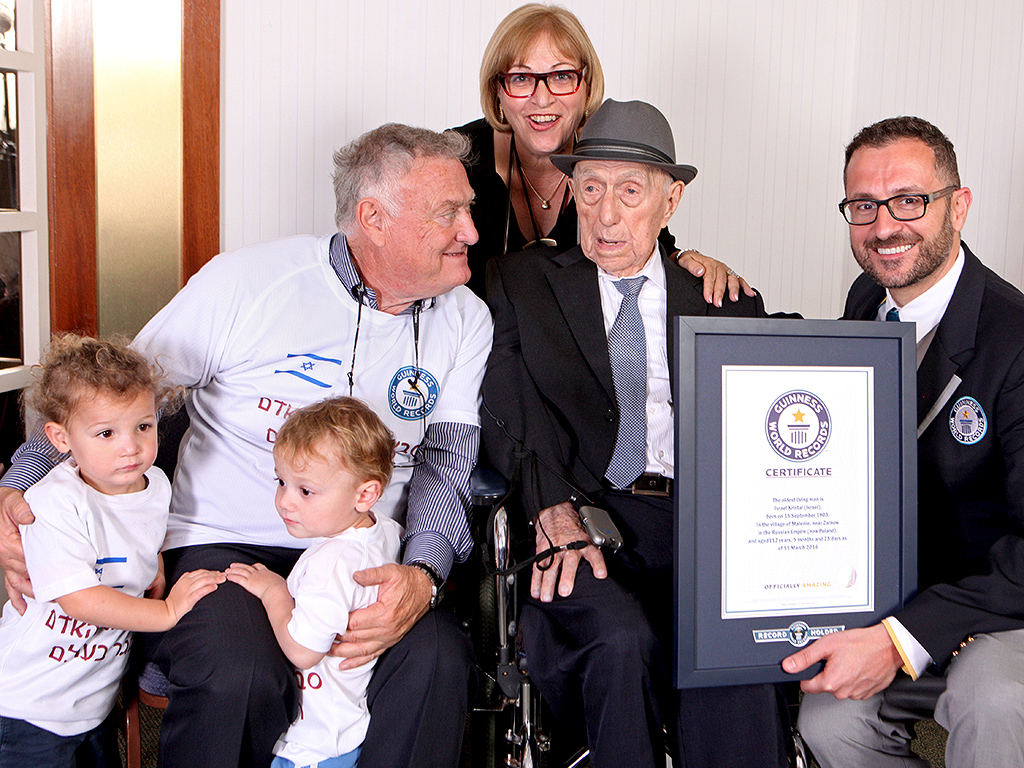 World's Oldest Man is Israel Kristal, Auschwitz Survivor