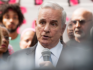 Minnesota Governor 'Heartbroken' by Police Shooting: 'No One Should Be Killed for a Tail Light'