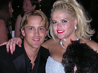 WATCH: Anna Nicole Smith Ex Larry Birkhead on How Her Memory Lives on for Dannielynn – and How He Makes Life 'Normal'