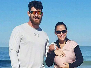 Dad Eats Under Blanket as a Statement About Breastfeeding: 'Something So Beautiful Has Been Tainted by Society'