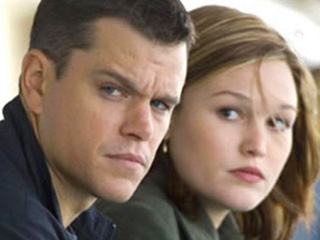 WATCH: Julia Stiles Talks Matt Damon's Kids and Gray Hair!