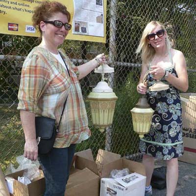 Island Girl Salvage owners at Salvage Fest