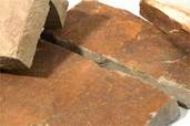 stone veneer as finishing touches for your outdoor kitchen