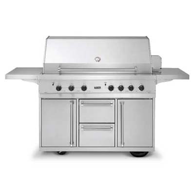 Viking's Ultra Premium T-Series 53-inch outdoor gas grill