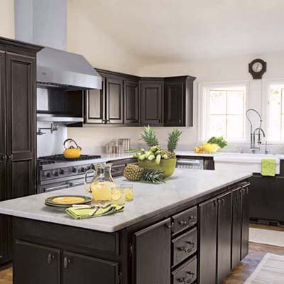 bron cabinets and cookrange in the kitchen