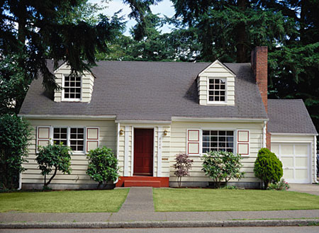 Cape Cod Style House Landscaping