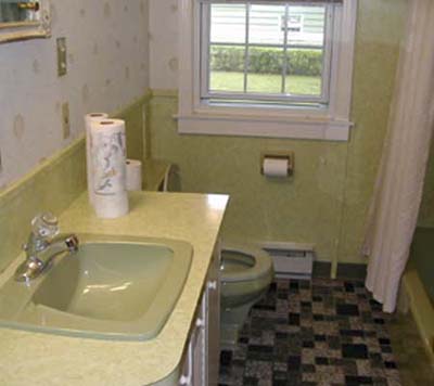 Bathroom Beauty on a Budget: Before