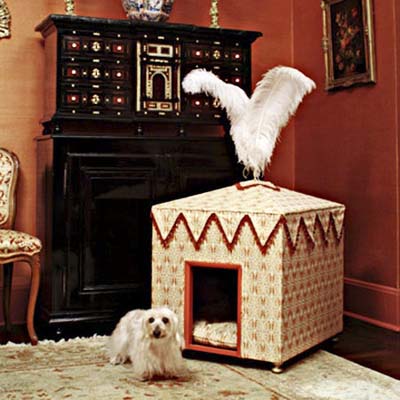 Mongolian-style doghouse tent