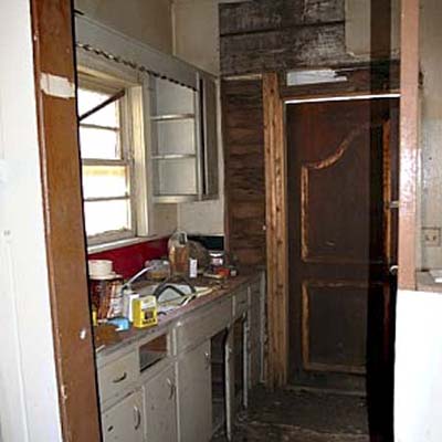 kitchen in craftsman bungalow before reader remodel