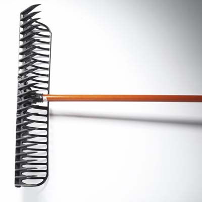 Lee Valley dethatching Power Rake