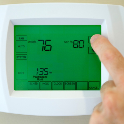 hand setting thermostat above seventy eight degrees