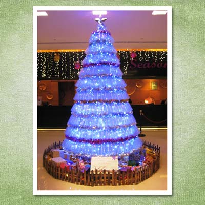 christmas tree made from plastic bottles