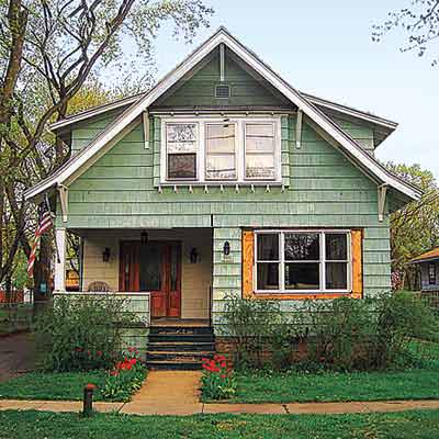 the Real-Life Photoshop Redo Contest winning house before the remodel