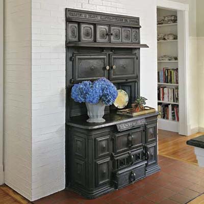 the new passageway to the breakfast room in this remodeled kitchen