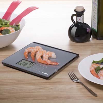 Food scale with shrimp