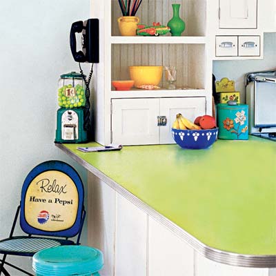 example of laminate countertop with metal edging