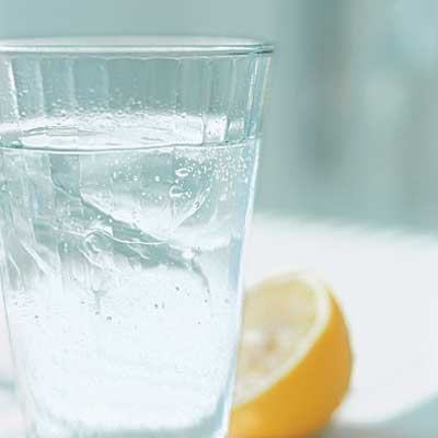 glass of water and half a lemon