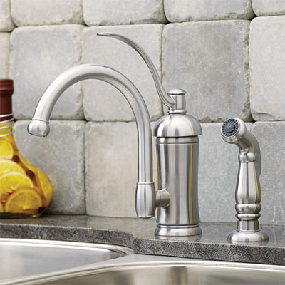 traditional style kitchen faucet