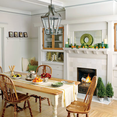 Holiday dining room