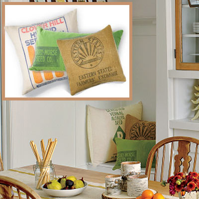 Holiday dining room throw pillows