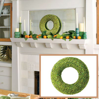 Holiday dining room wreath