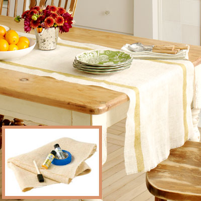 Holiday dining room burlap runner