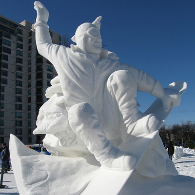 snowboarder snow carving