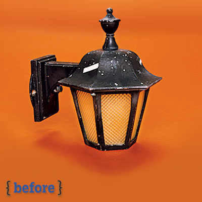 exterior sconce before a spray paint makeover