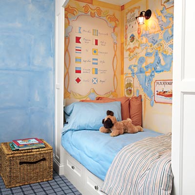 Built-in bed alcove