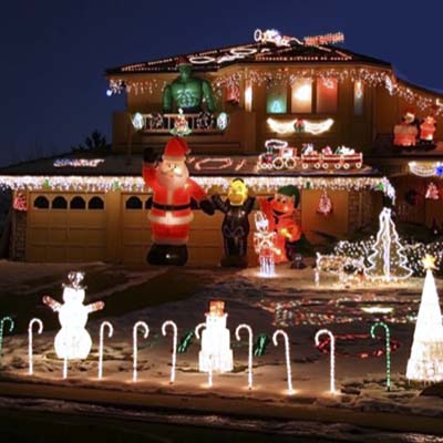 Holiday lawn figures