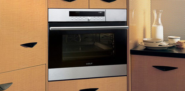 steam-cook oven in kitchen