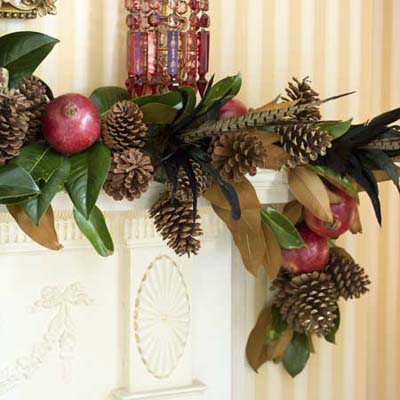 pomegranate garlands at the Lincoln Room in the Blair House in Washington, DC