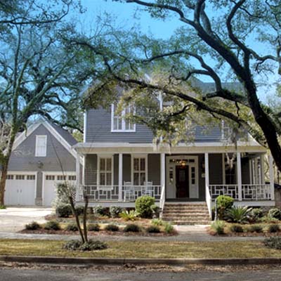 Queen Anne with a full-length front porch in the Georgetown Historic District, Georgetown, South Carolina