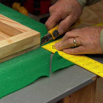 Cut the felt corners