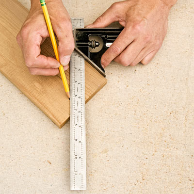 marking one of the 1x6 lamppost arms