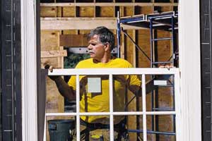 installing a window tout