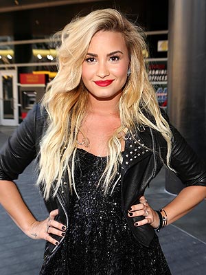Demi Lovato Has a 30-Year-Old Half-Sister : People.com
